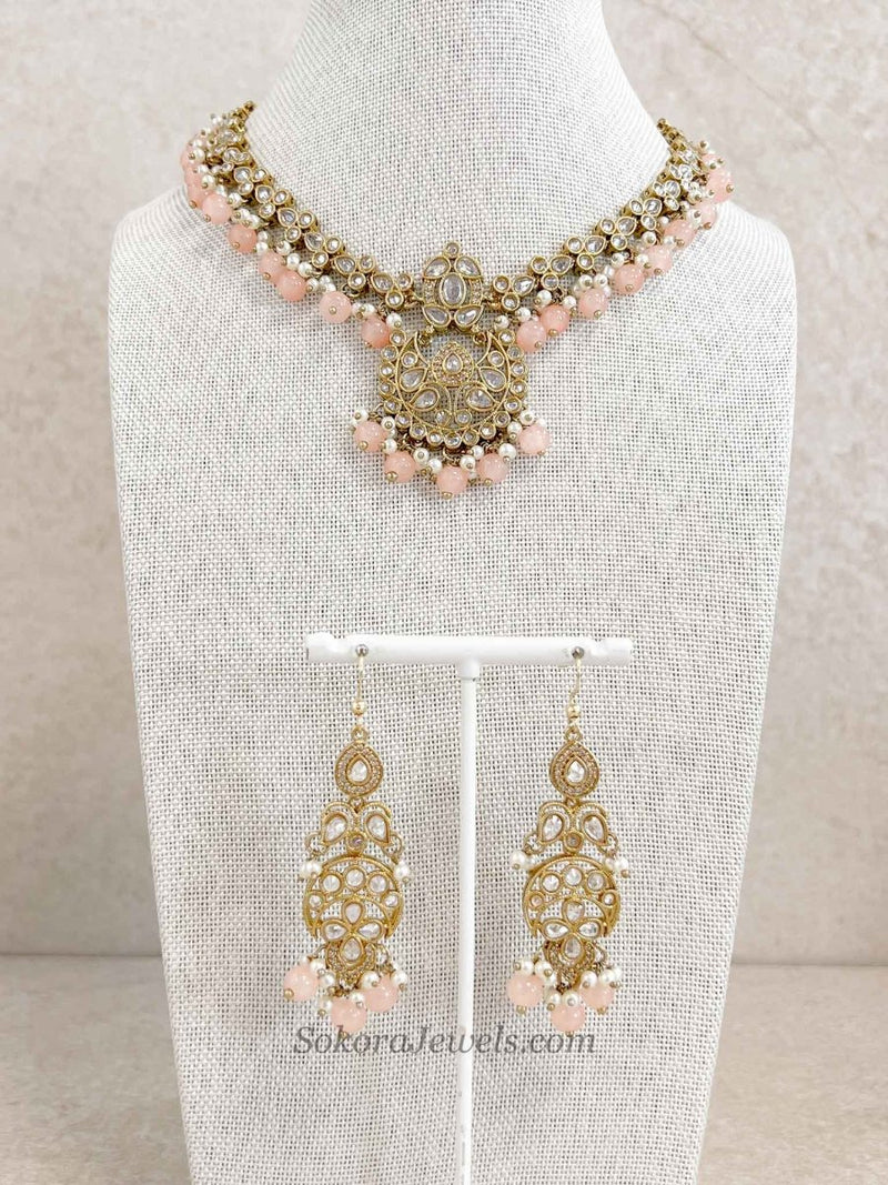 Amreen Small Peach Necklace set - SOKORA JEWELSAmreen Small Peach Necklace set