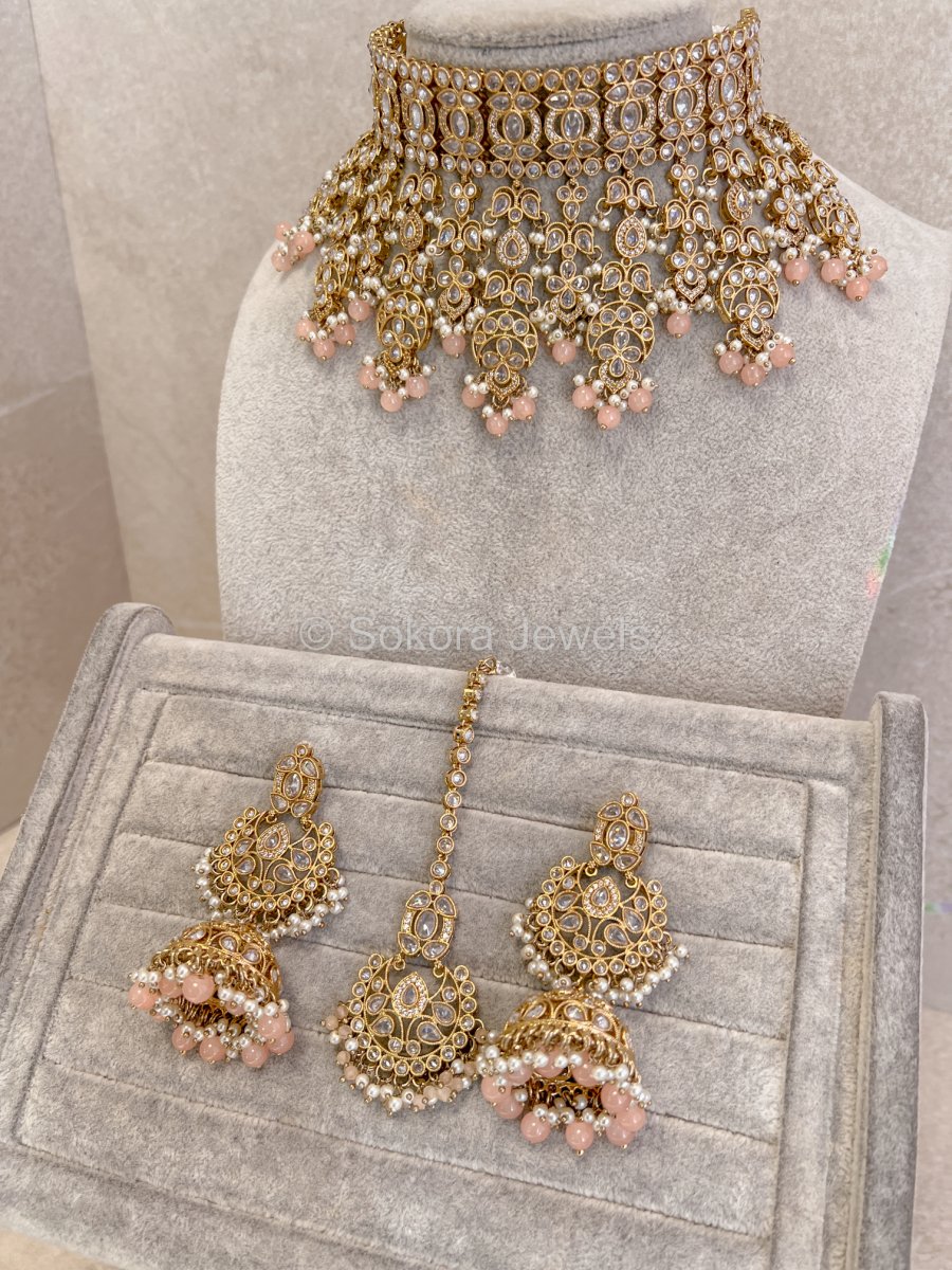 Amreen Statement Choker - Peach - SOKORA JEWELSAmreen Statement Choker - Peach