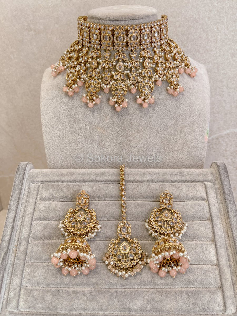 Amreen Statement Choker - Peach - SOKORA JEWELSAmreen Statement Choker - Peach