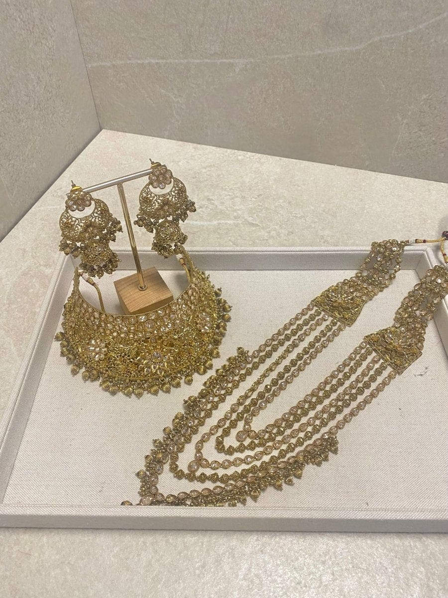 Antique Gold Bridal Necklace Set - Golden - SOKORA JEWELSAntique Gold Bridal Necklace Set - Golden