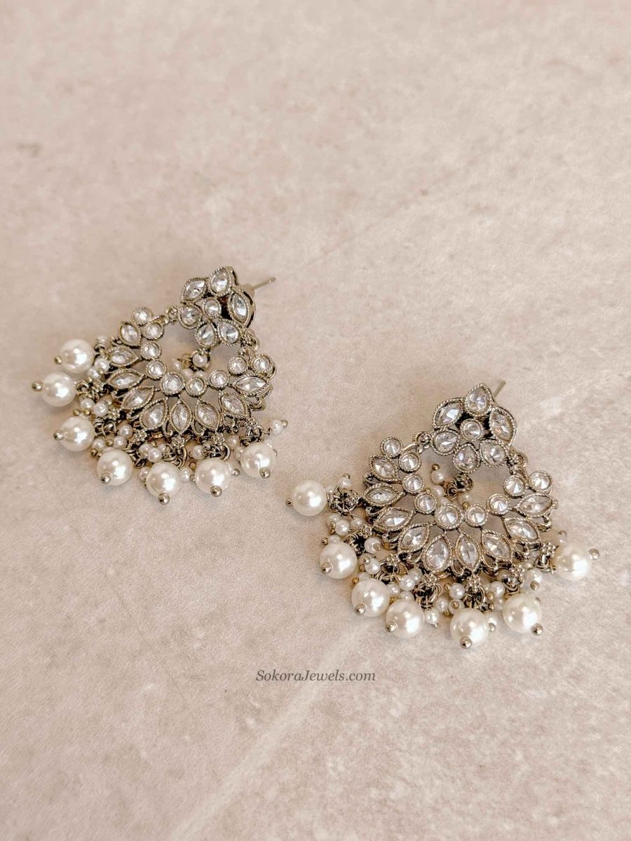 Antique Gold Chandbali Earrings - SOKORA JEWELSAntique Gold Chandbali Earrings