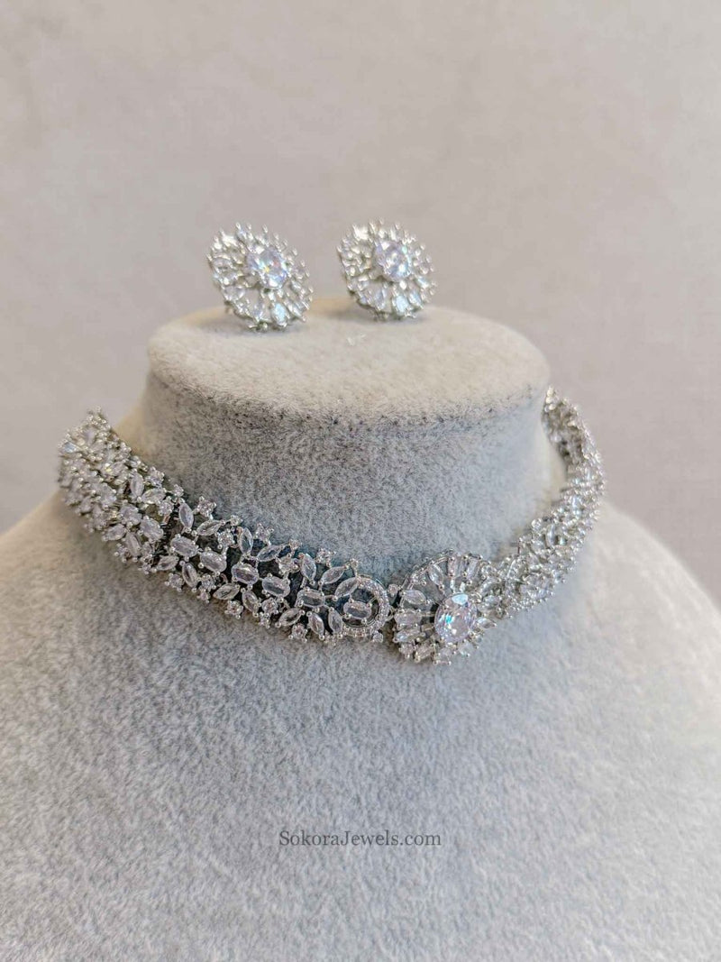 Antique Gold & Diamante Choker Set - SOKORA JEWELSAntique Gold & Diamante Choker SetNECKLACE SETS