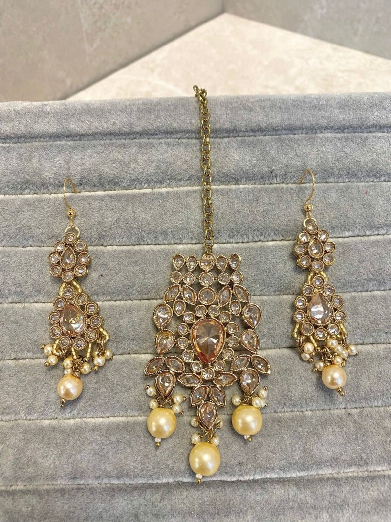 Antique Gold Earring & Tikka - SOKORA JEWELSAntique Gold Earring & Tikka