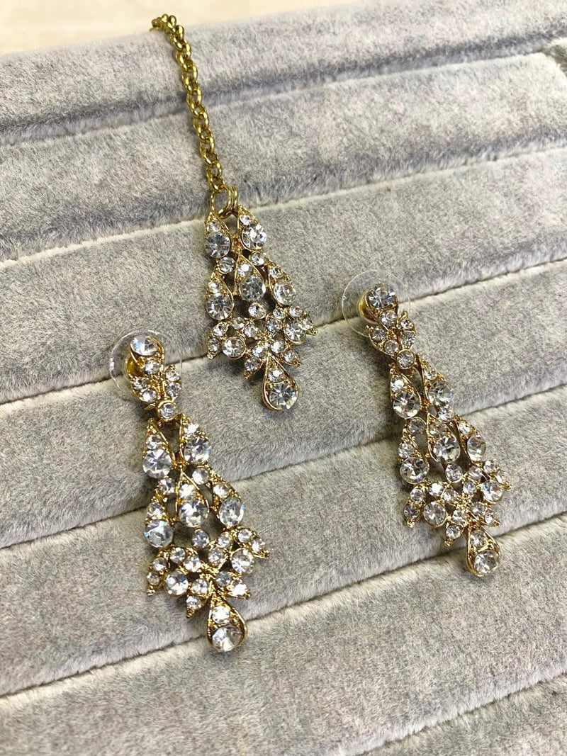 Antique Gold Earrings and Tikka Set - Clear Gold - SOKORA JEWELSAntique Gold Earrings and Tikka Set - Clear Gold