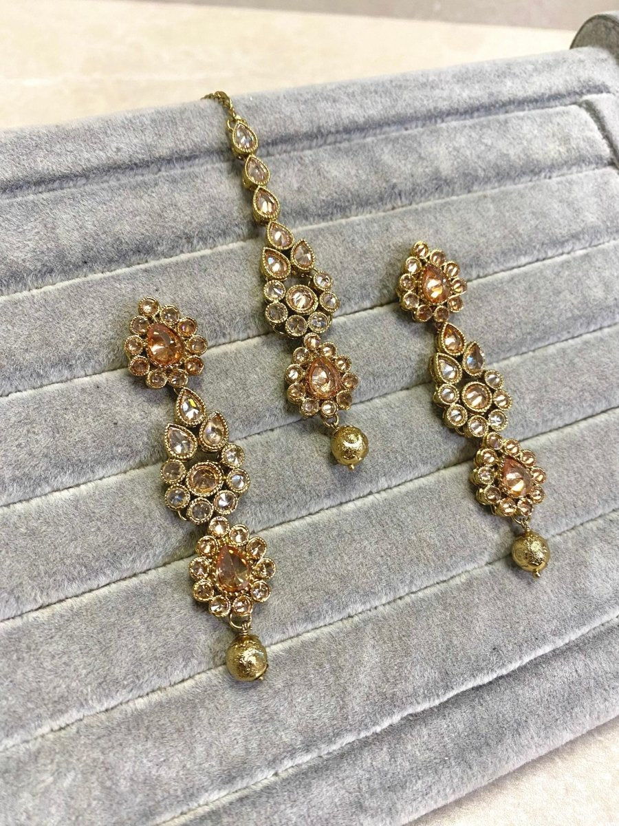Antique Gold Earrings and Tikka Set - Golden - SOKORA JEWELSAntique Gold Earrings and Tikka Set - Golden