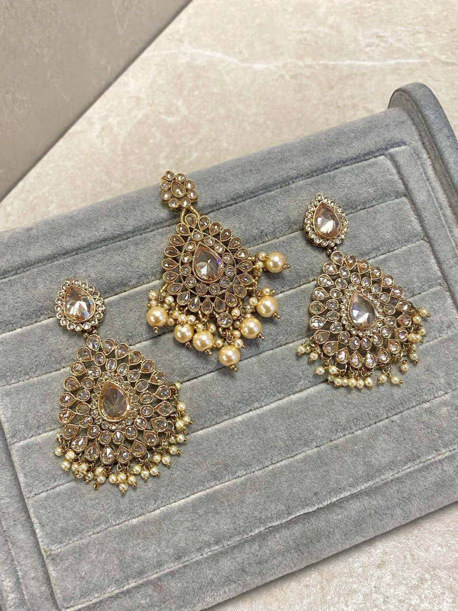 Antique Gold Earrings - Golden/Pearl - SOKORA JEWELSAntique Gold Earrings - Golden/Pearl