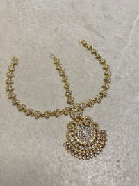 Antique Gold Mathapatti - Clear - SOKORA JEWELSAntique Gold Mathapatti - Clear