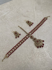 Antique Gold Mathapatti & Earrings set - Maroon - SOKORA JEWELSAntique Gold Mathapatti & Earrings set - Maroon