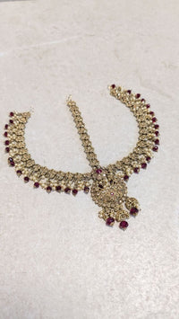 Antique Gold Mathapatti - Maroon - SOKORA JEWELSAntique Gold Mathapatti - Maroon