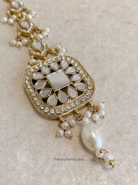 Antique Gold Mirrored Tikka - SOKORA JEWELSAntique Gold Mirrored Tikka