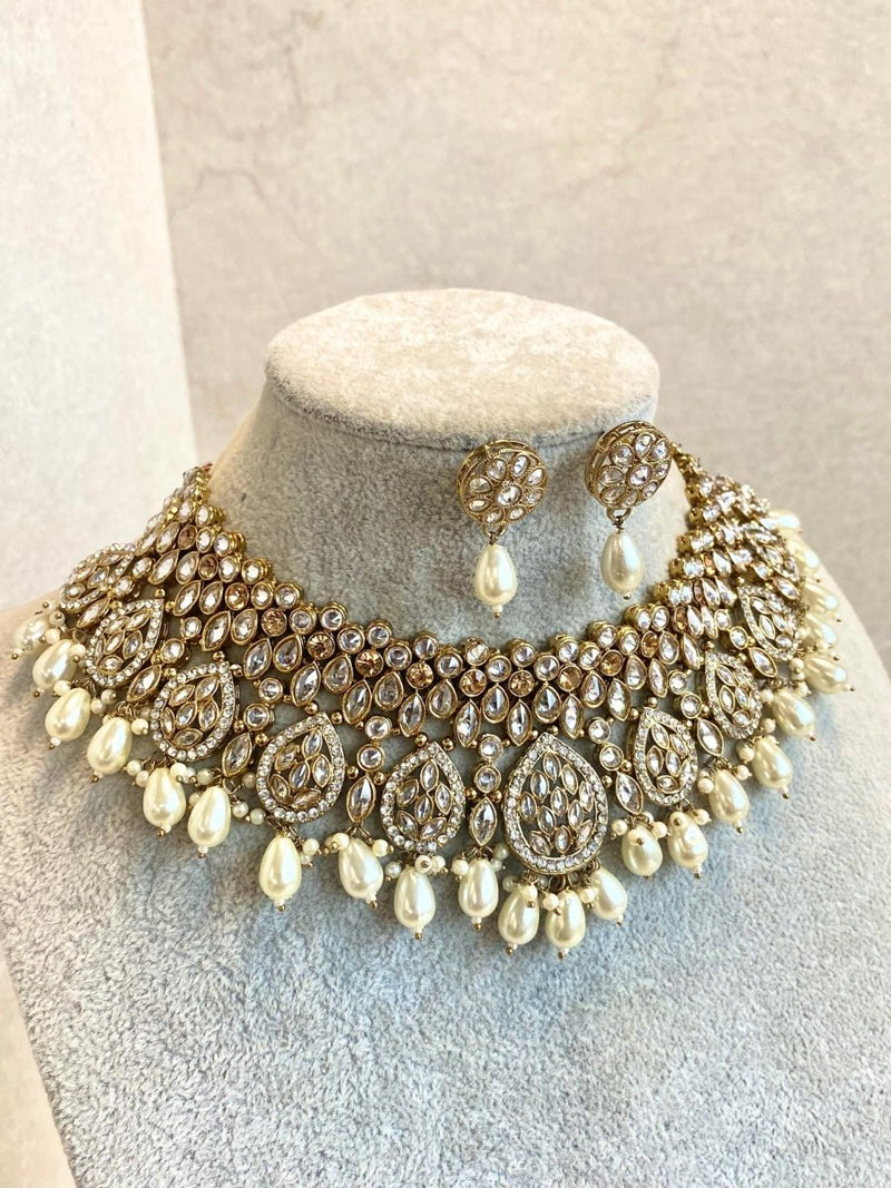 Antique Gold Necklace Set - Clear/Gold - SOKORA JEWELSAntique Gold Necklace Set - Clear/GoldNECKLACE SETS