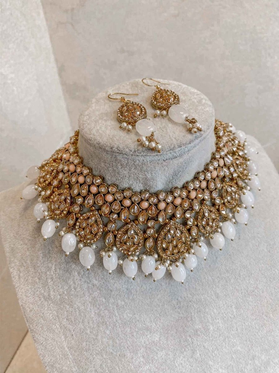 Antique Gold Necklace Set - Peach/Stone - SOKORA JEWELSAntique Gold Necklace Set - Peach/StoneNECKLACE SETS
