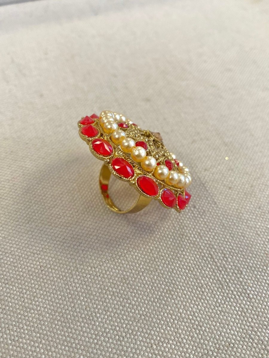 Antique Gold Ring - Red - SOKORA JEWELSAntique Gold Ring - RedRING