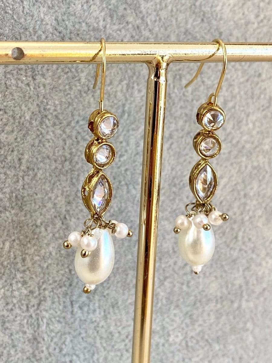 Antique Gold Slim Earrings - Clear/Pearl - SOKORA JEWELSAntique Gold Slim Earrings - Clear/Pearl