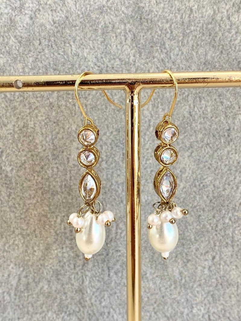 Antique Gold Slim Earrings - Clear/Pearl - SOKORA JEWELSAntique Gold Slim Earrings - Clear/Pearl