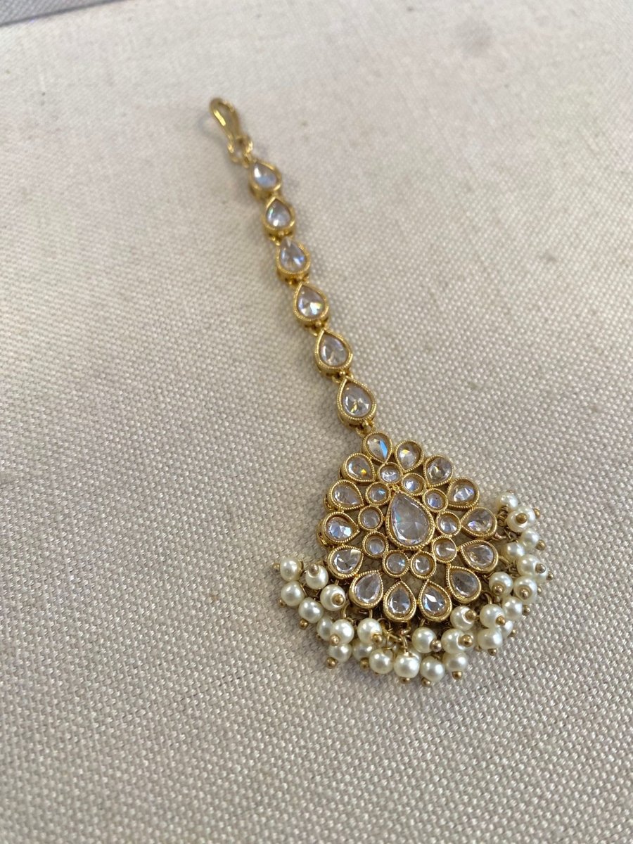Antique Gold Tikka - Clear/Pearl - SOKORA JEWELSAntique Gold Tikka - Clear/Pearl