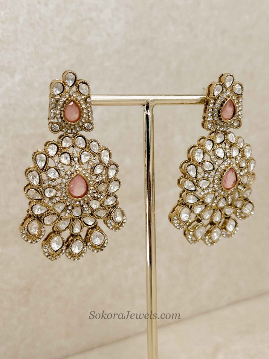 Antique Gold-Tone Kundan Necklace set - SOKORA JEWELSAntique Gold-Tone Kundan Necklace setNECKLACE SETS