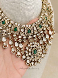 Antique Gold-Tone Kundan Necklace set - SOKORA JEWELSAntique Gold-Tone Kundan Necklace setNECKLACE SETS