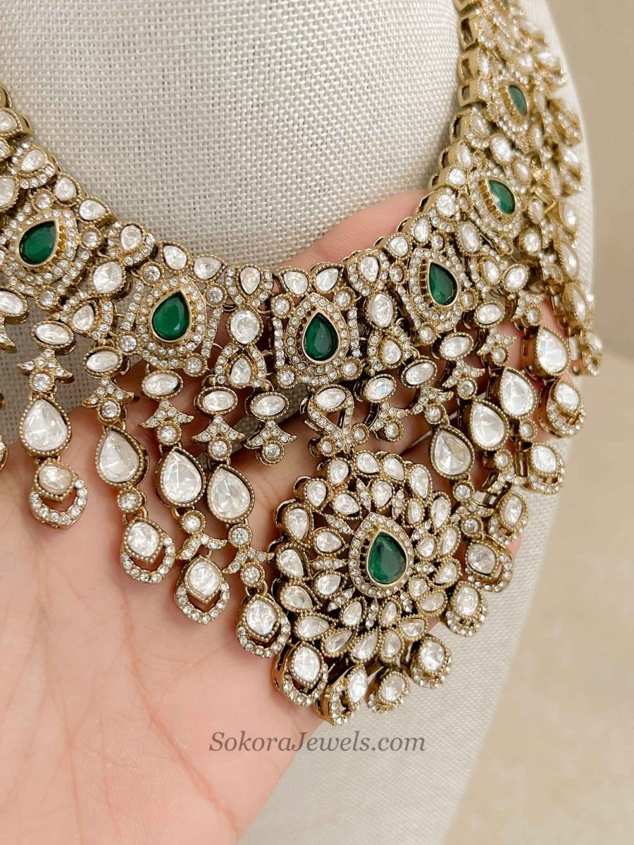 Antique Gold-Tone Kundan Necklace set - SOKORA JEWELSAntique Gold-Tone Kundan Necklace setNECKLACE SETS