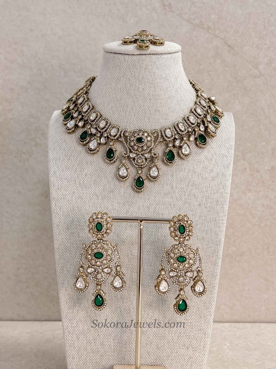 Antique Gold-Tone Kundan Necklace set - SOKORA JEWELSAntique Gold-Tone Kundan Necklace setNECKLACE SETS