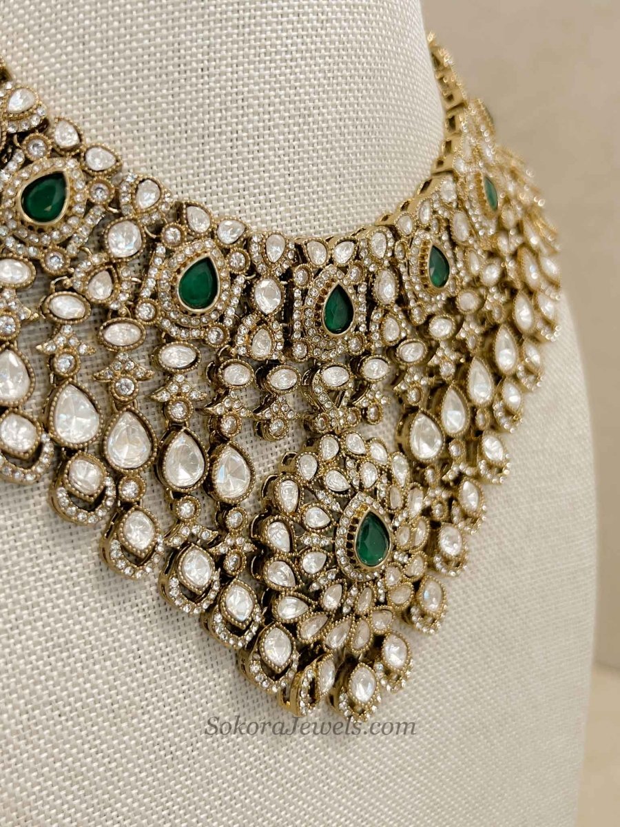 Antique Gold-Tone Kundan Necklace set - SOKORA JEWELSAntique Gold-Tone Kundan Necklace setNECKLACE SETS