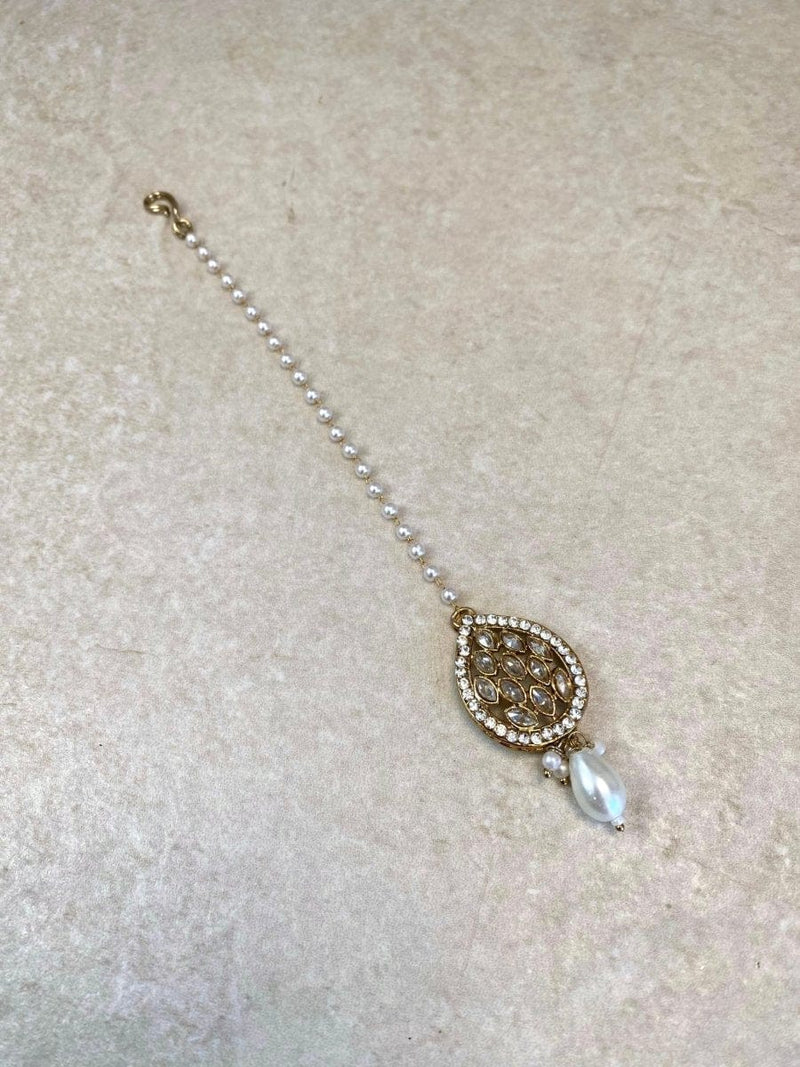 Antique Golden Tikka - Clear/Pearl - SOKORA JEWELSAntique Golden Tikka - Clear/Pearl