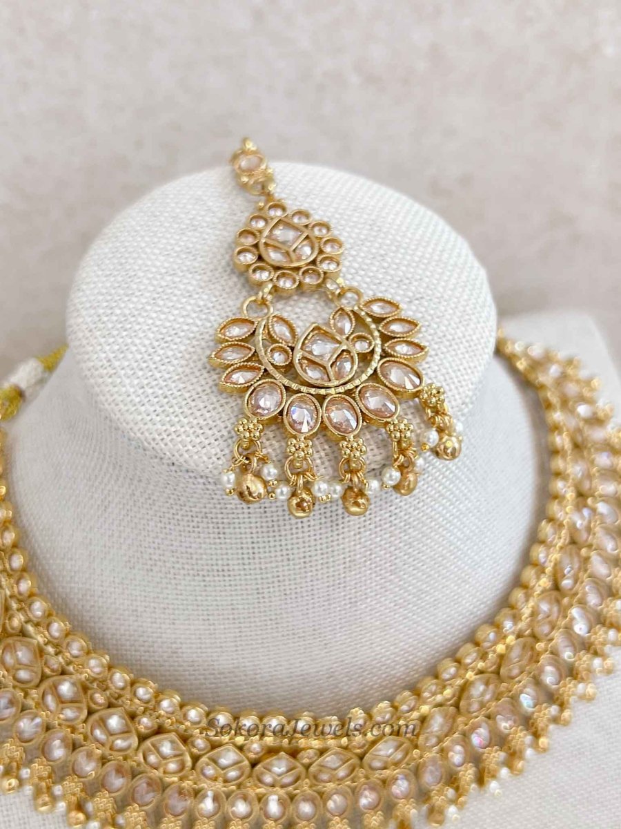 Anvika Champagne Kundan Choker Set – Indian Wedding Jewellery - SOKORA JEWELSAnvika Champagne Kundan Choker Set – Indian Wedding Jewellery