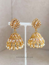 Anvika Champagne Kundan Choker Set – Indian Wedding Jewellery - SOKORA JEWELSAnvika Champagne Kundan Choker Set – Indian Wedding Jewellery