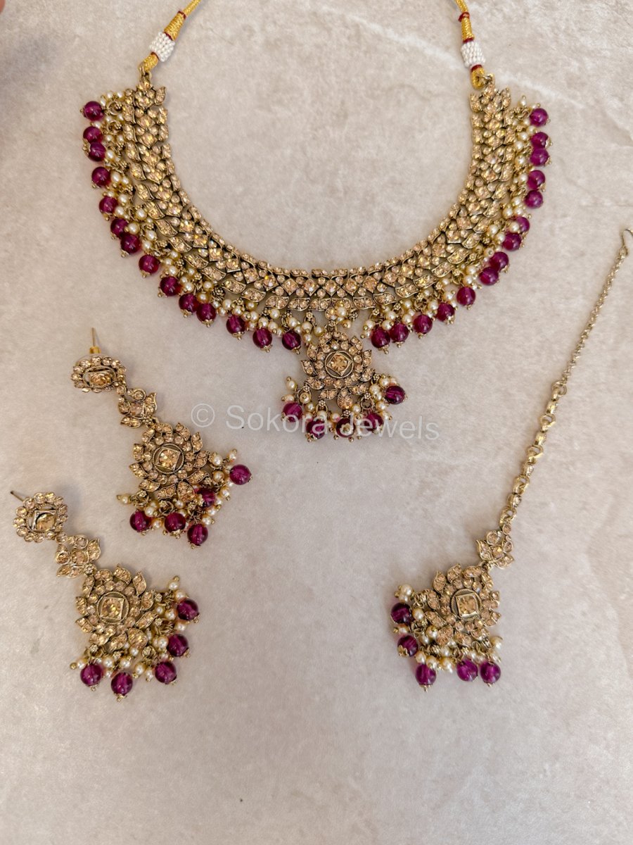 Areesha Antique Gold Pendant Set - Purple - SOKORA JEWELSAreesha Antique Gold Pendant Set - Purple