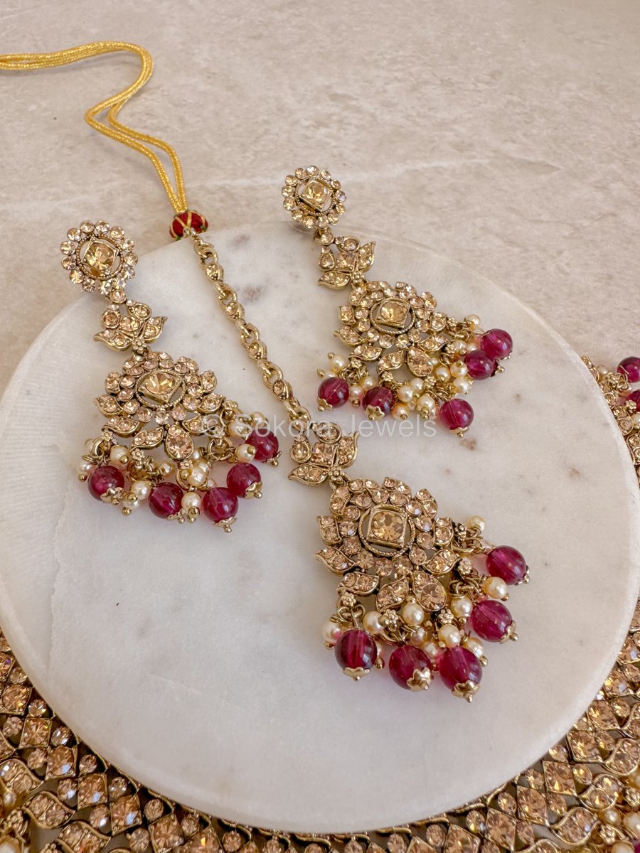 Areesha Antique Gold Pendant Set - Purple - SOKORA JEWELSAreesha Antique Gold Pendant Set - Purple