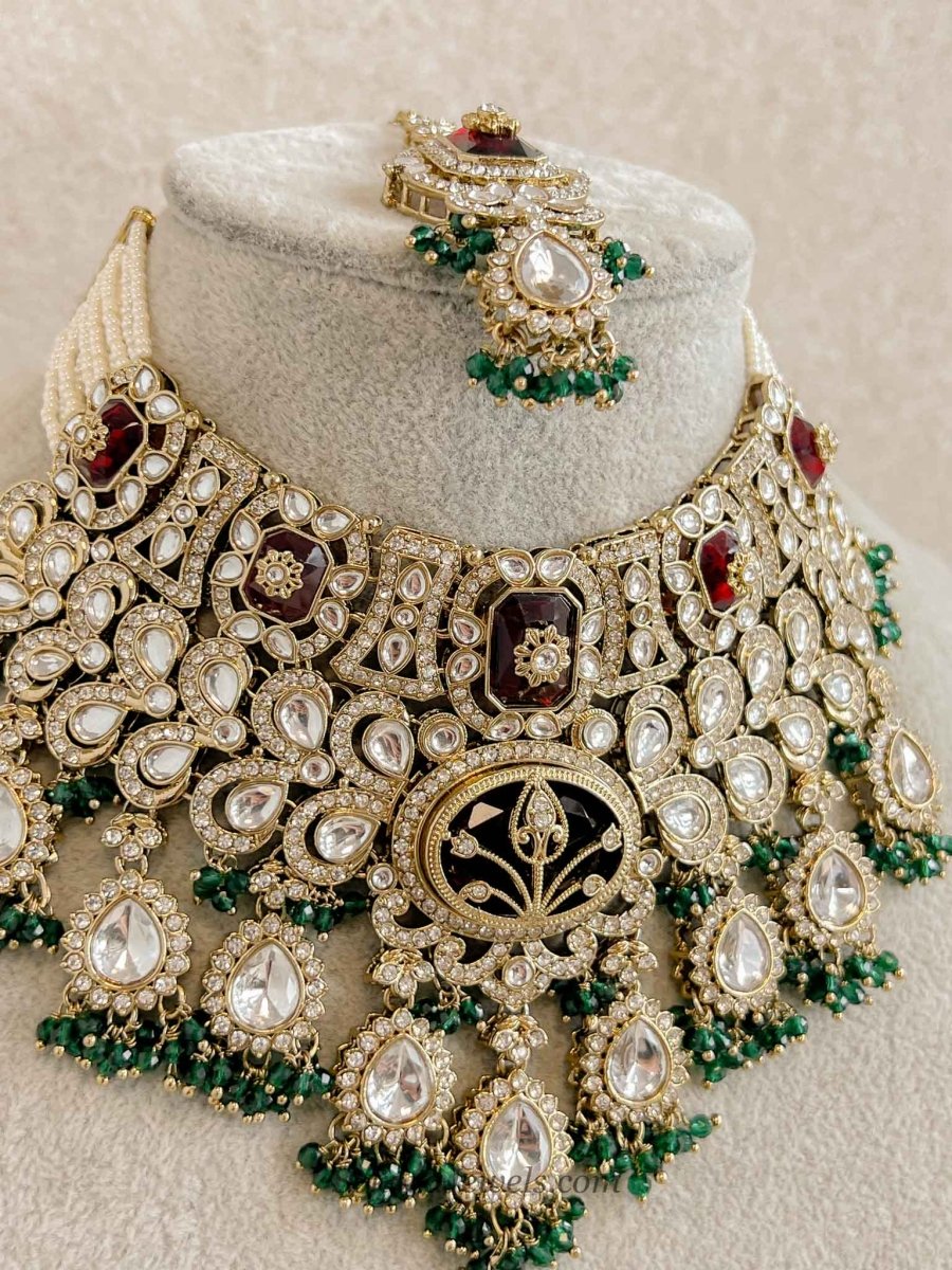 Arpana Kundan Bridal set in Maroon & Green - SOKORA JEWELSArpana Kundan Bridal set in Maroon & Green