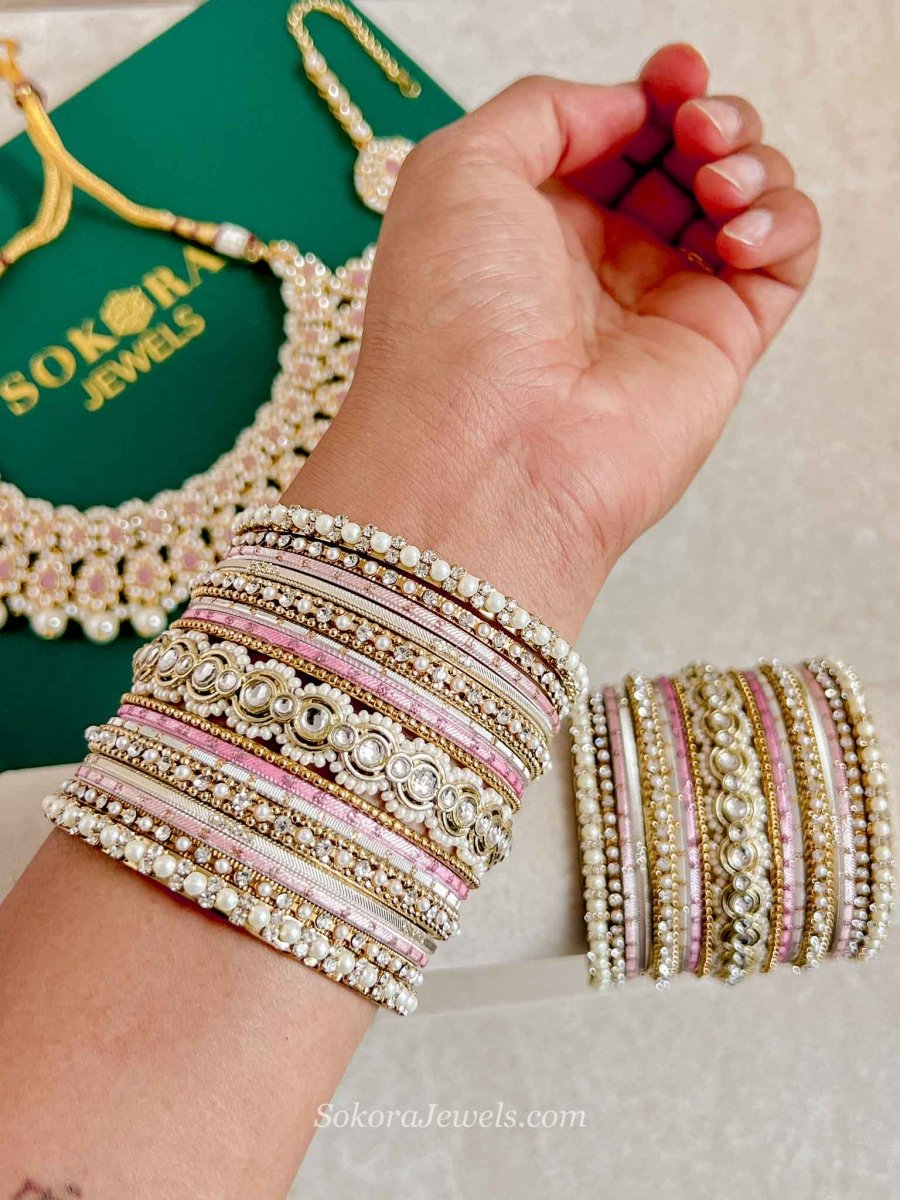 Asmita 4 Piece Jewelry Set Box - Pink - SOKORA JEWELSAsmita 4 Piece Jewelry Set Box - Pink
