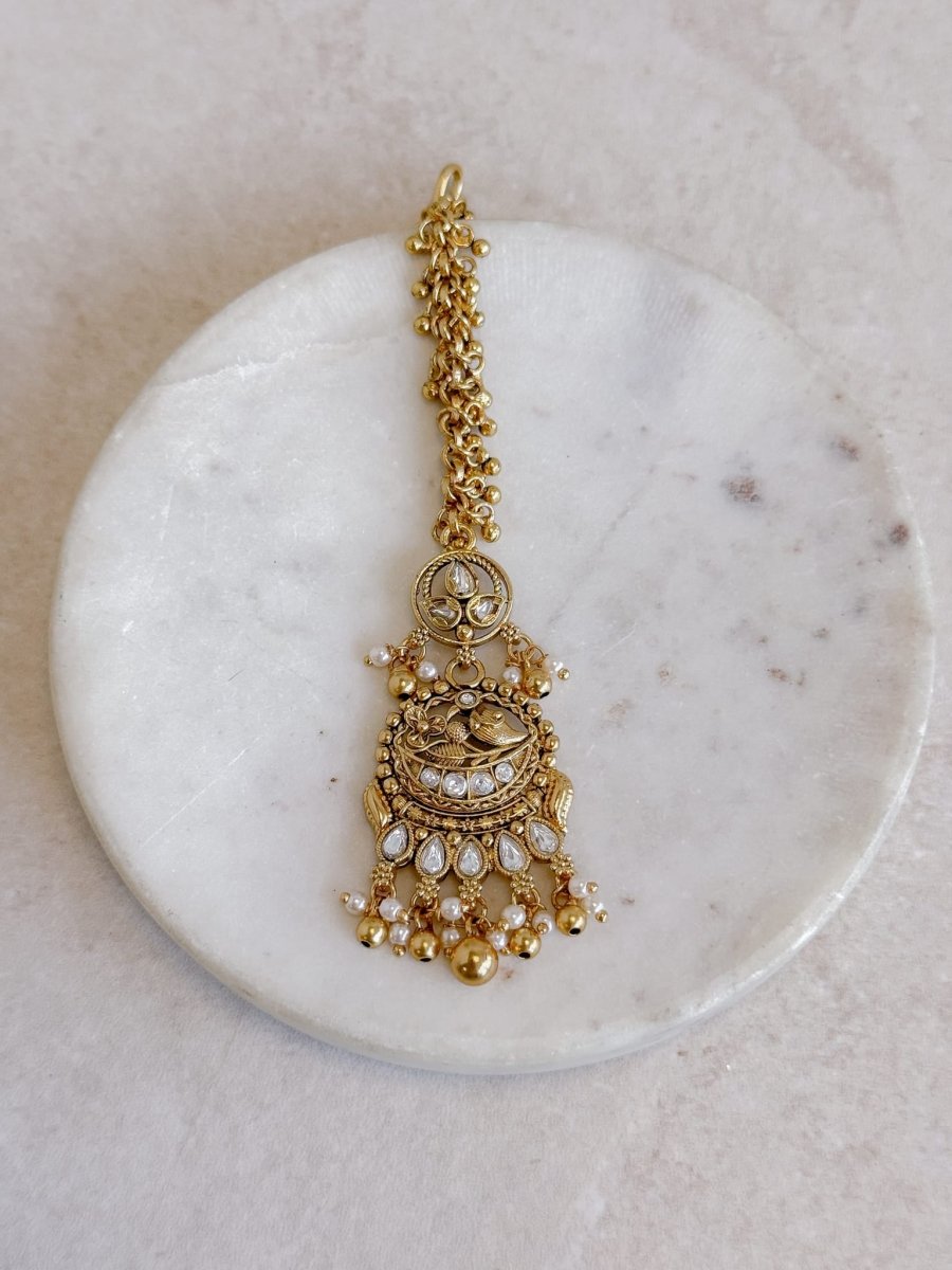 Bird Motif Gold Tikka - SOKORA JEWELSBird Motif Gold Tikka