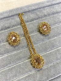 Bright Gold Earring Tops & Tikka Set - SOKORA JEWELSBright Gold Earring Tops & Tikka Set
