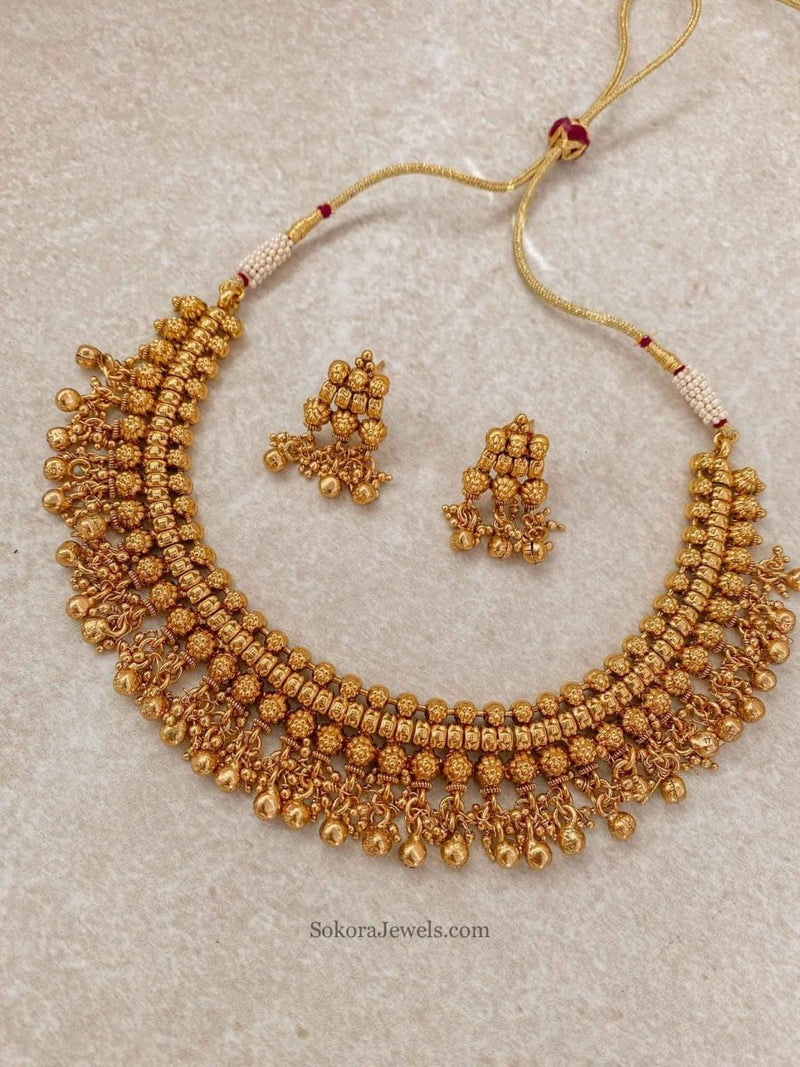Bright Gold Necklace Set - SOKORA JEWELSBright Gold Necklace SetChoker Sets