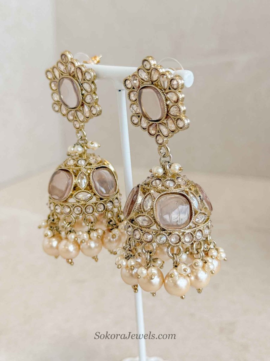 Champagne Kundan Jhumka Earrings - SOKORA JEWELSChampagne Kundan Jhumka Earrings