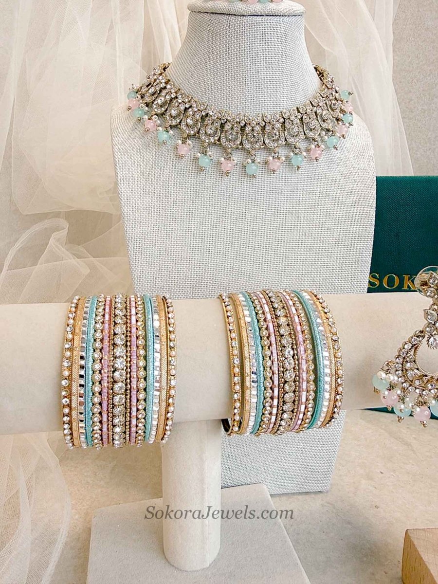 Charmi 4 Piece Jewelry Set Box - Blue & Pink - SOKORA JEWELSCharmi 4 Piece Jewelry Set Box - Blue & Pink