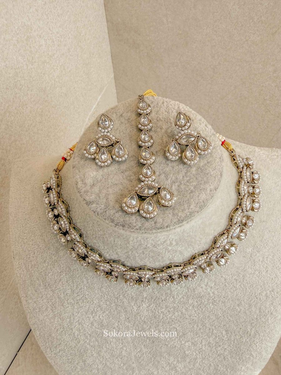Dainty Clear Crystal & Antique Gold Necklace Set - SOKORA JEWELSDainty Clear Crystal & Antique Gold Necklace Set