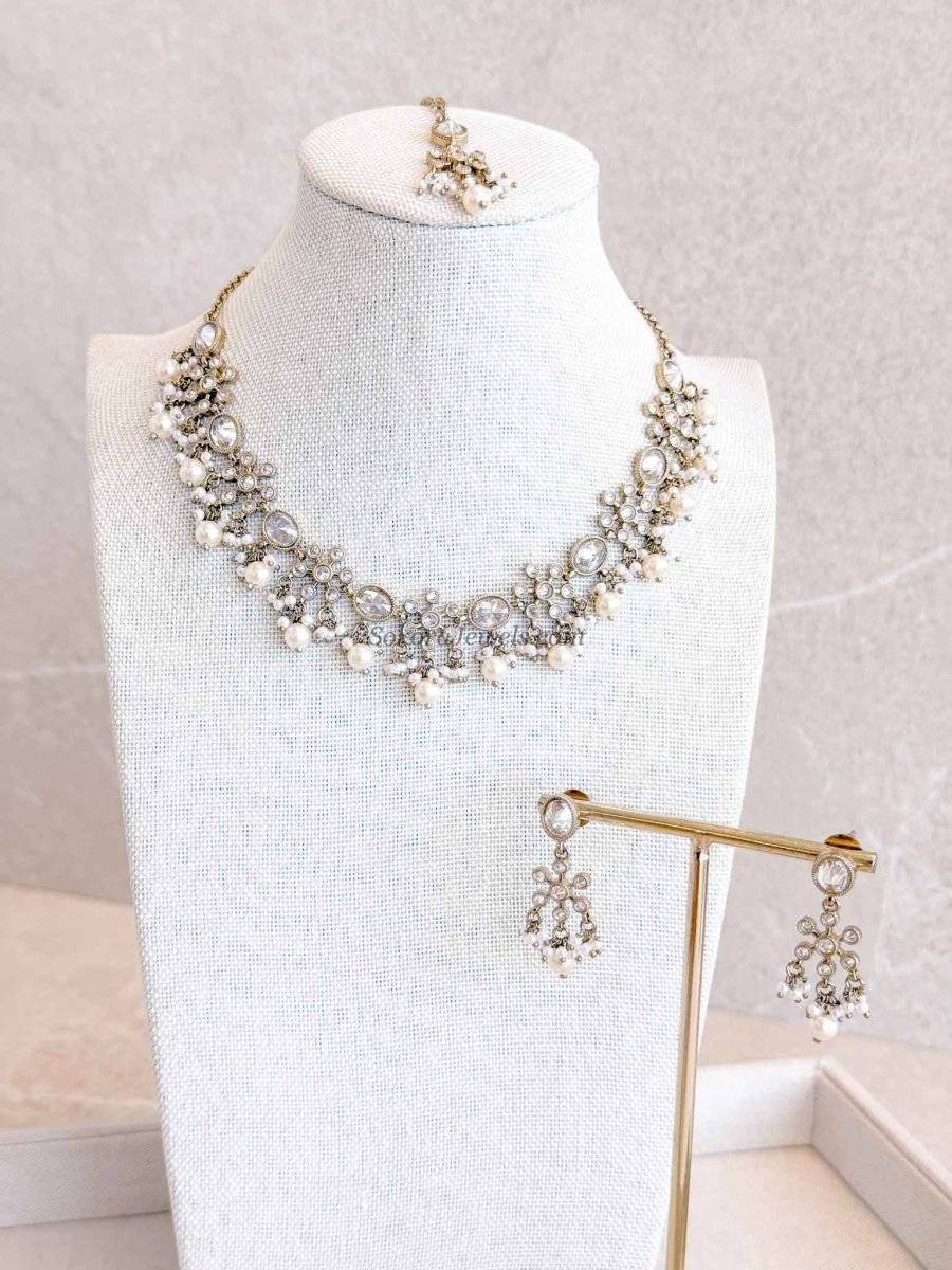 Dainty Floral Crystal & Antique Gold Necklace Set - SOKORA JEWELSDainty Floral Crystal & Antique Gold Necklace Set