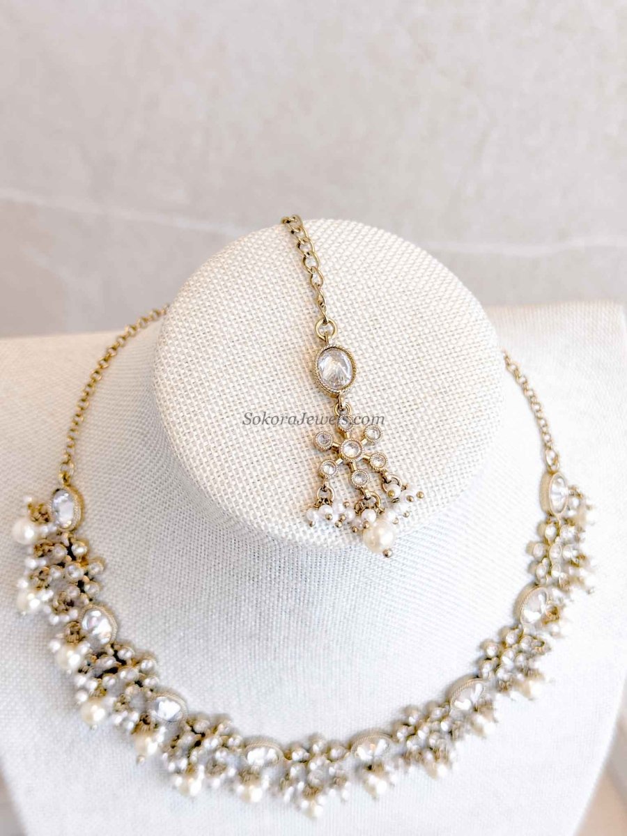 Dainty Floral Crystal & Antique Gold Necklace Set - SOKORA JEWELSDainty Floral Crystal & Antique Gold Necklace Set