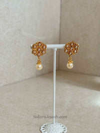 Dainty Gold Kundan Necklace Set – Indian Wedding Guest Jewellery - SOKORA JEWELSDainty Gold Kundan Necklace Set – Indian Wedding Guest JewelleryNECKLACE SETS