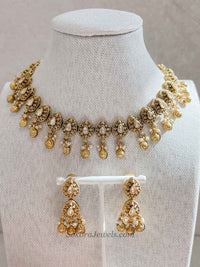 Dainty Kundan Drop Necklace & Earring Set - SOKORA JEWELSDainty Kundan Drop Necklace & Earring Set