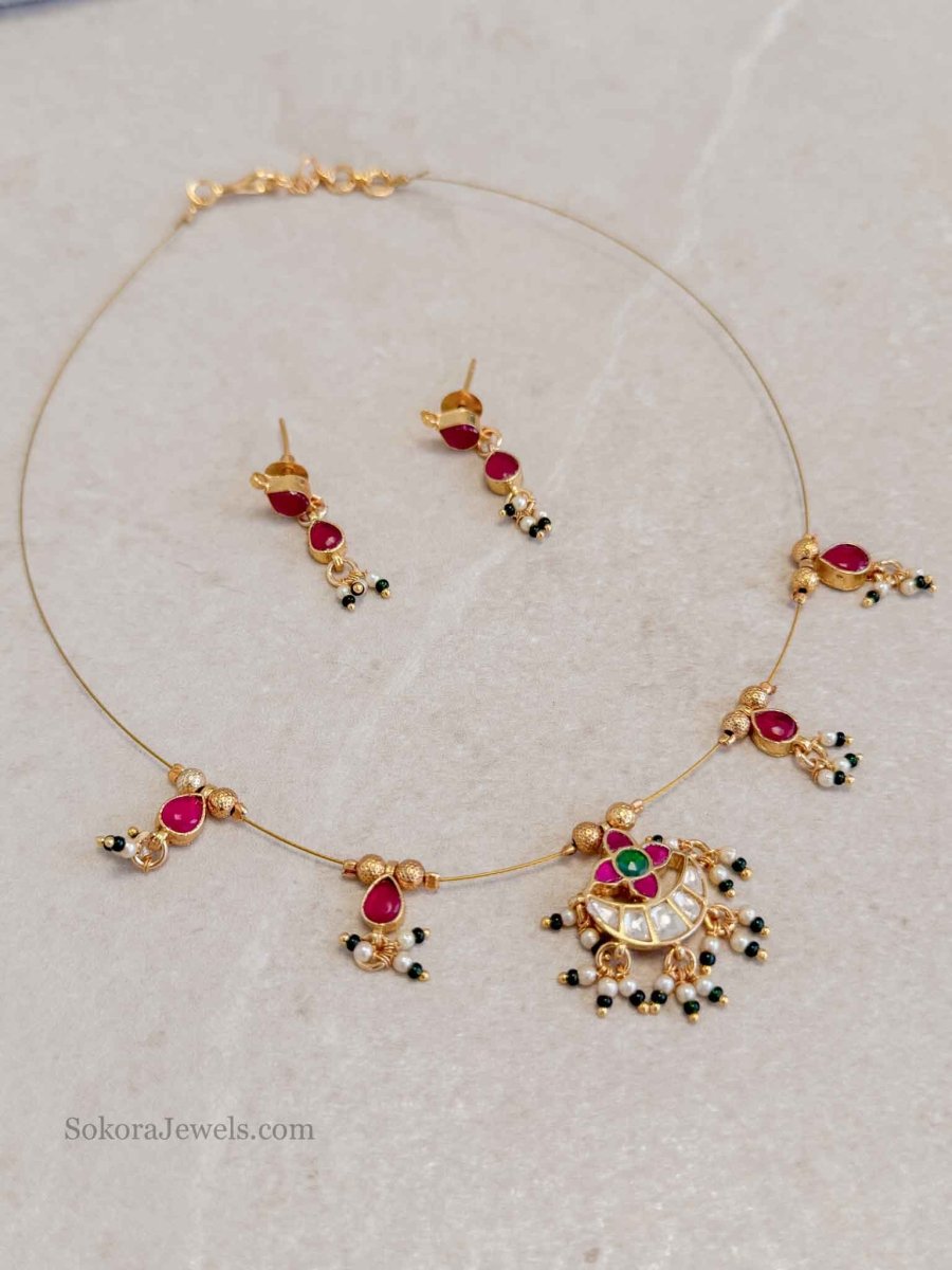 Dainty Kundan Necklace Set with Mini Drop Detailing - SOKORA JEWELSDainty Kundan Necklace Set with Mini Drop DetailingNECKLACE SETS