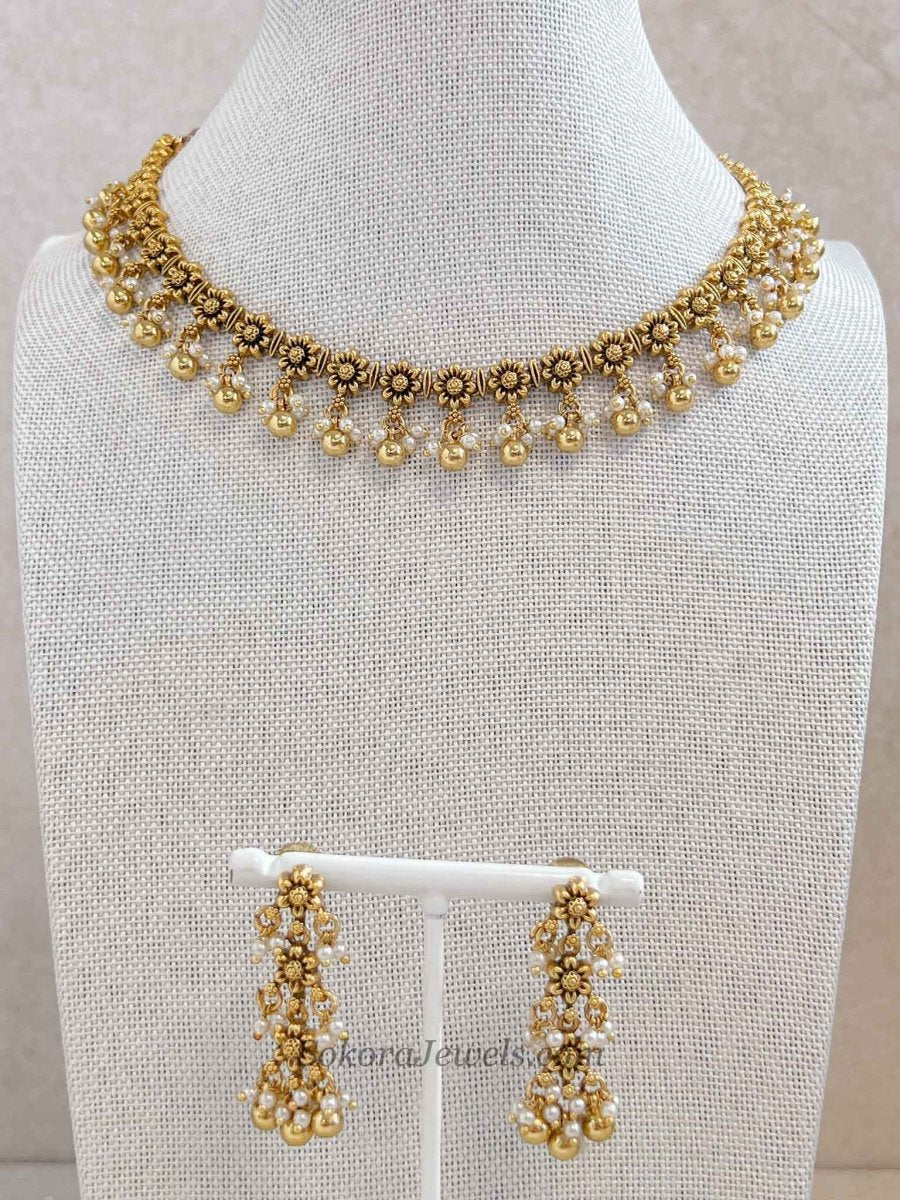 Daisy Floral Gold Plated Necklace & Earring Set - SOKORA JEWELSDaisy Floral Gold Plated Necklace & Earring Set
