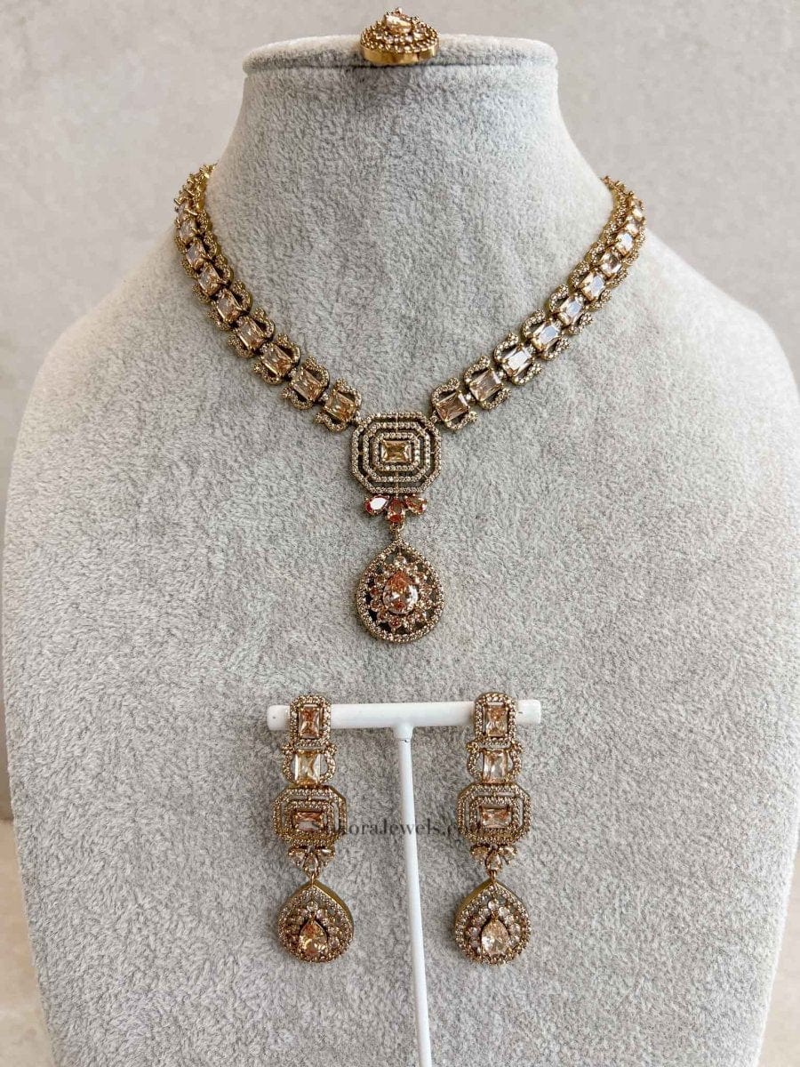 Elegant Diamante Pendant Set - SOKORA JEWELSElegant Diamante Pendant SetNECKLACE SETS