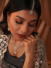 Elegant Diamante Pendant Set - SOKORA JEWELSElegant Diamante Pendant SetNECKLACE SETS