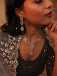 Elegant Diamante Pendant Set - SOKORA JEWELSElegant Diamante Pendant SetNECKLACE SETS