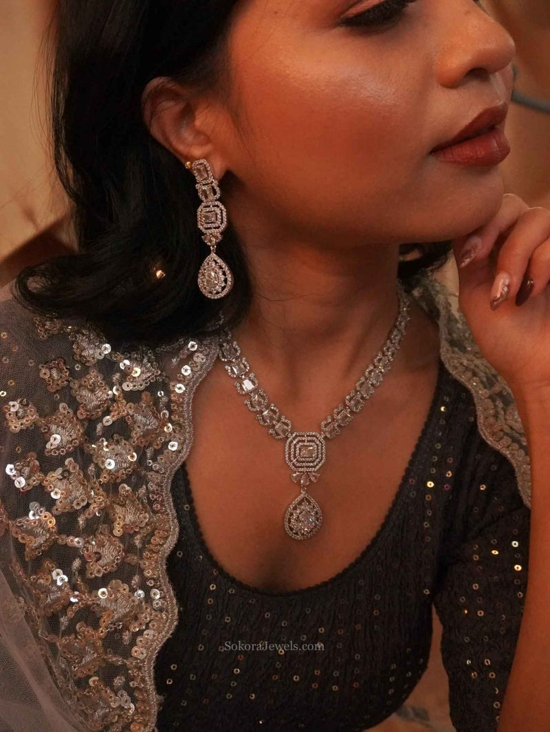 Elegant Diamante Pendant Set - SOKORA JEWELSElegant Diamante Pendant SetNECKLACE SETS