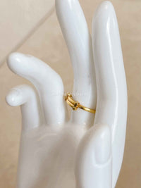 Elephant Motif Mother Of Pearl Kundan Ring - SOKORA JEWELSElephant Motif Mother Of Pearl Kundan RingRING