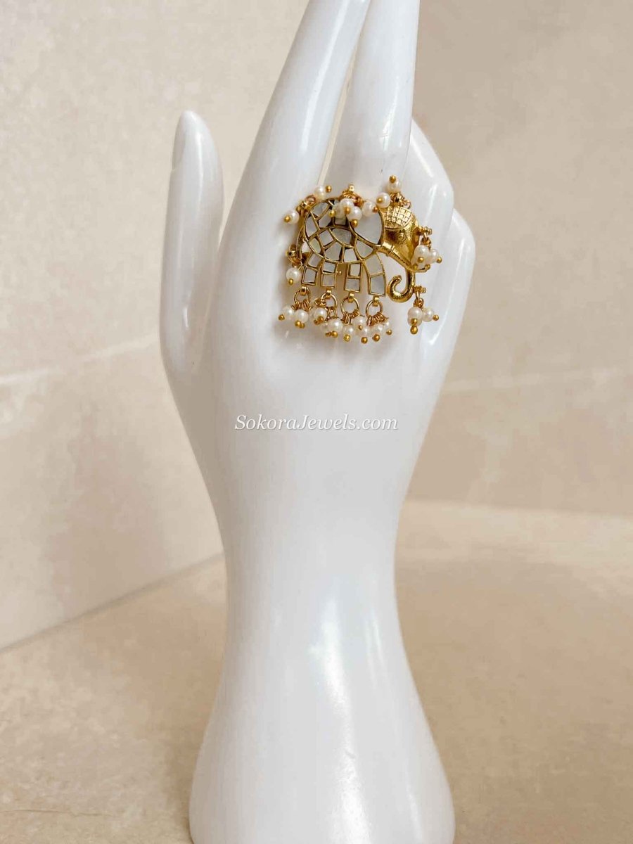 Elephant Motif Mother Of Pearl Kundan Ring - SOKORA JEWELSElephant Motif Mother Of Pearl Kundan RingRING